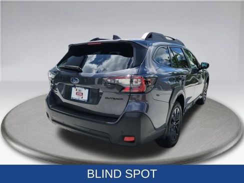 Used 2025 Subaru Outback Onyx Edition image 14