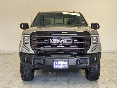 New 2026 GMC Sierra 1500 AT4X w/ LPO, Black Badging Package