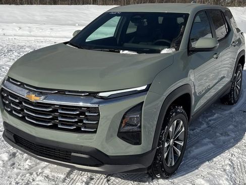 New 2026 Chevrolet Equinox LT w/ Convenience Package II image 3