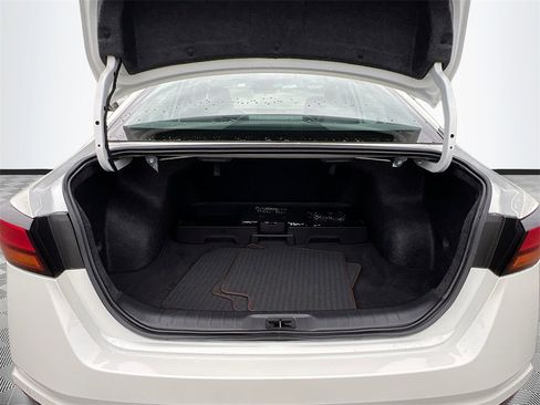 Used 2025 Nissan Altima 2.5 SR image 23