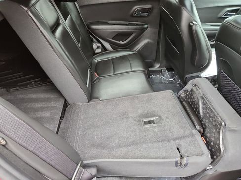 Used 2020 Chevrolet Trax Premier w/ LPO, Protection Package image 31