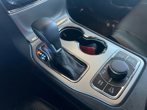 Used 2019 Jeep Grand Cherokee High Altitude image 16