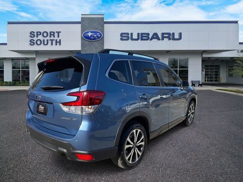 Used 2021 Subaru Forester Limited w/ Popular Package #3 image 3
