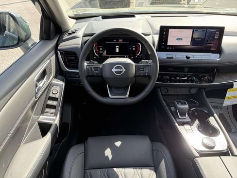 New 2026 Nissan Rogue Platinum w/ Platinum Premium Package AWD/4WD image 10