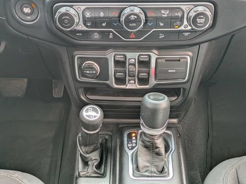Certified 2020 Jeep Wrangler Unlimited Sport S AWD/4WD image 16