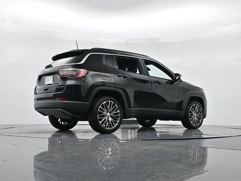 Used 2023 Jeep Compass Limited w/ Elite Group AWD/4WD image 34