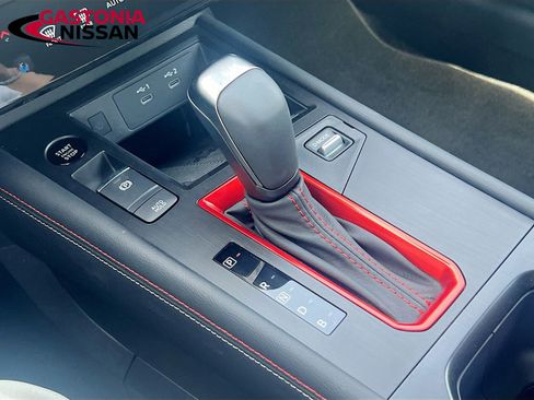 Used 2026 Nissan Kicks SR FWD image 21