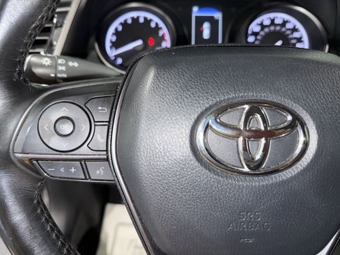 Used 2023 Toyota Camry SE FWD image 29
