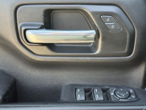 Used 2023 Chevrolet Silverado 1500 Custom Trail Boss image 22