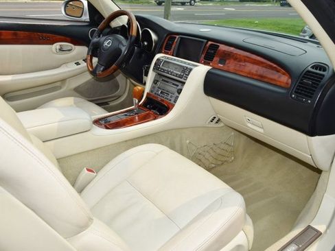 Used 2003 Lexus SC 430 Convertible RWD image 34
