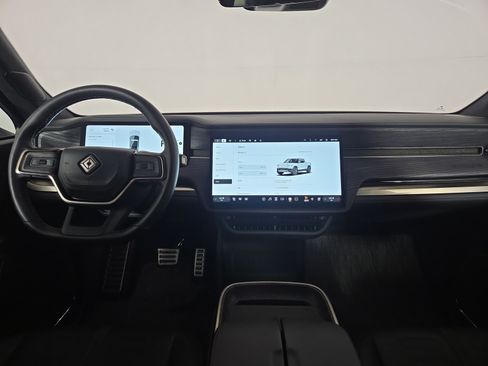 Used 2024 Rivian R1T Adventure AWD/4WD image 25