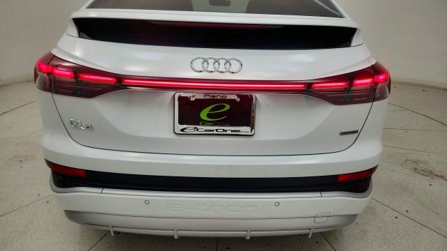 Used 2025 Audi Q4 e-tron Premium Plus w/ Premium Plus AWD/4WD image 27