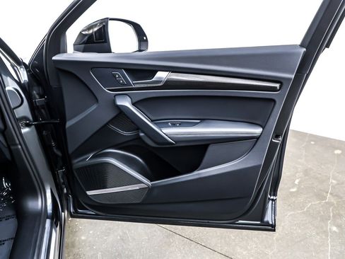 Used 2024 Audi SQ5 Premium Plus w/ Premium Plus Package image 25