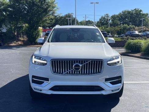 Certified 2023 Volvo XC90 B6 Ultimate AWD/4WD image 2