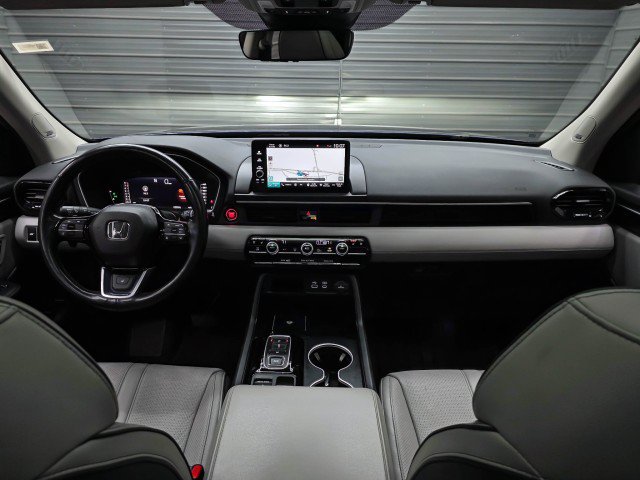 Used 2024 Honda Pilot Elite image 12