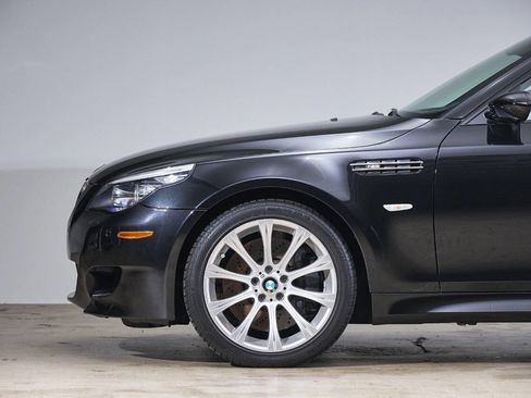 Used 2008 BMW M5 image 7