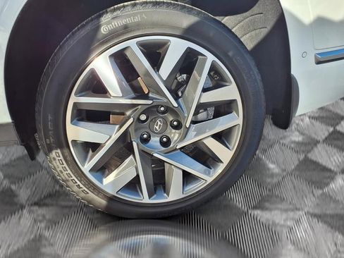 Used 2023 Hyundai Santa Fe Calligraphy w/ Cargo Package image 23