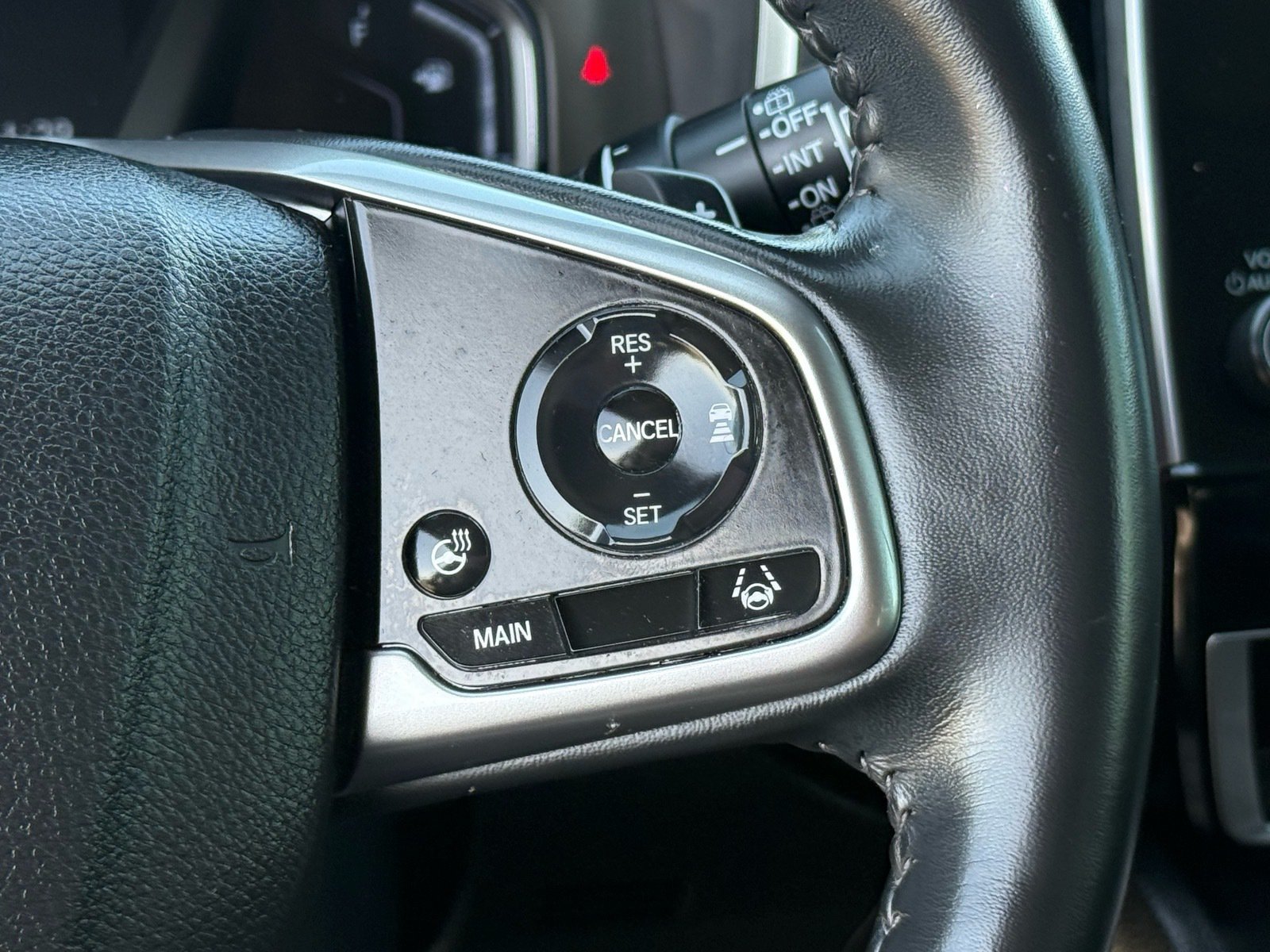 Used 2022 Honda CR-V Touring image 18