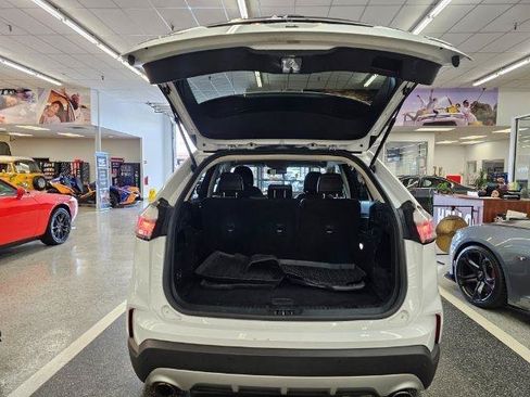 Used 2019 Ford Edge SEL w/ Equipment Group 201A AWD/4WD image 40