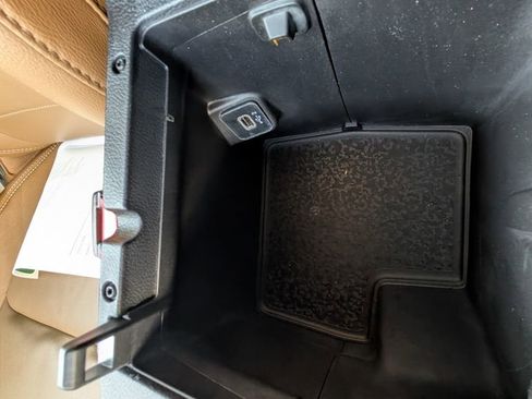 Used 2021 Jeep Wrangler Unlimited Sahara w/ Cold Weather Group image 35