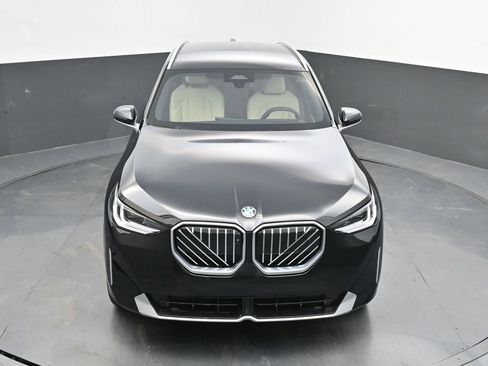 Used 2025 BMW X3 xDrive30i w/ Premium Package image 34