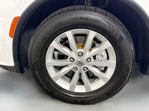 Used 2021 Dodge Durango SXT image 38