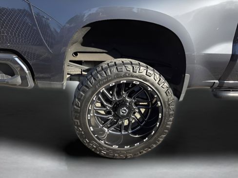 Used 2022 Chevrolet Silverado 1500 RST image 25
