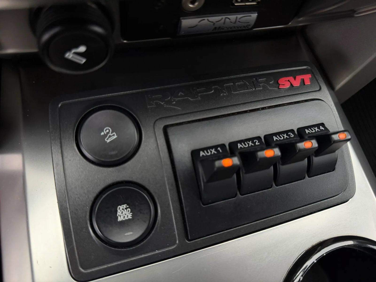 Used 2012 Ford F150 Raptor w/ SVT Exterior Graphics Pkg AWD/4WD image 53