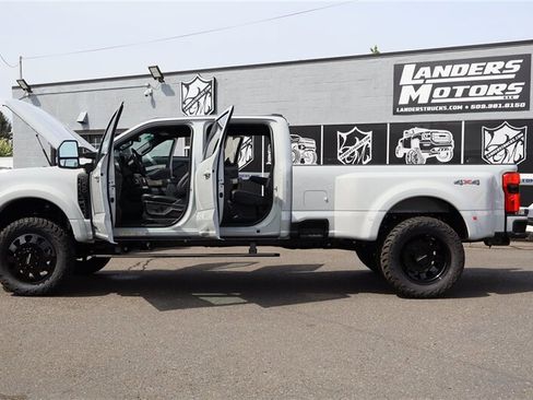 Used 2026 Ford F450 Platinum w/ Snow Plow Prep Package AWD/4WD image 35