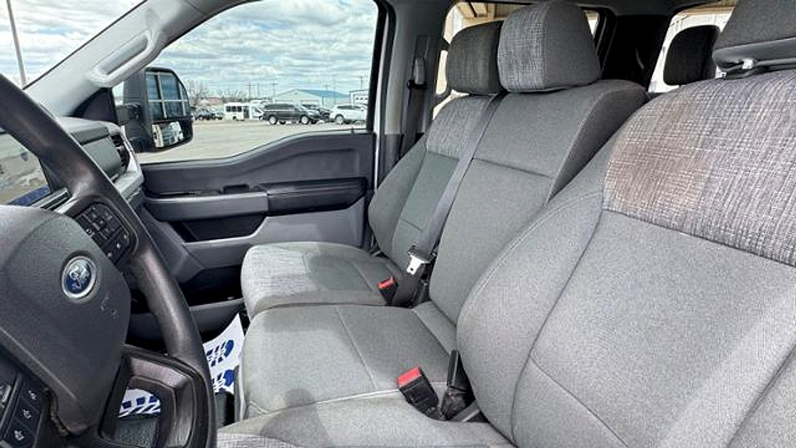 Used 2023 Ford F350 XLT w/ FX4 Off-Road Package AWD/4WD image 22