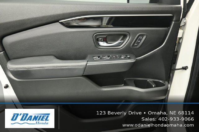 Used 2025 Honda Pilot EX-L image 23