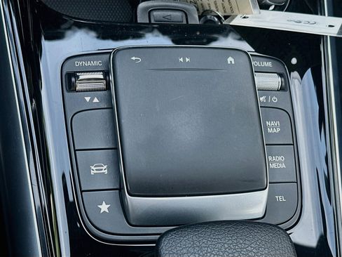 Used 2022 Mercedes-Benz GLA 250 4MATIC image 26