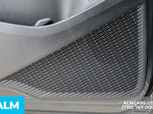 Used 2024 Volkswagen Atlas Cross Sport SE image 55