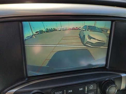 Used 2018 Chevrolet Silverado 1500 LT w/ LT Eassist Package RWD image 24