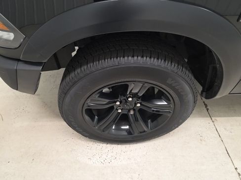 Used 2023 RAM 1500 Warlock AWD/4WD image 2
