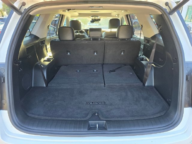 Used 2023 Hyundai Palisade SEL AWD/4WD image 14