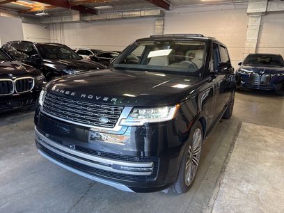 Used 2025 Land Rover Range Rover Long Wheelbase SE