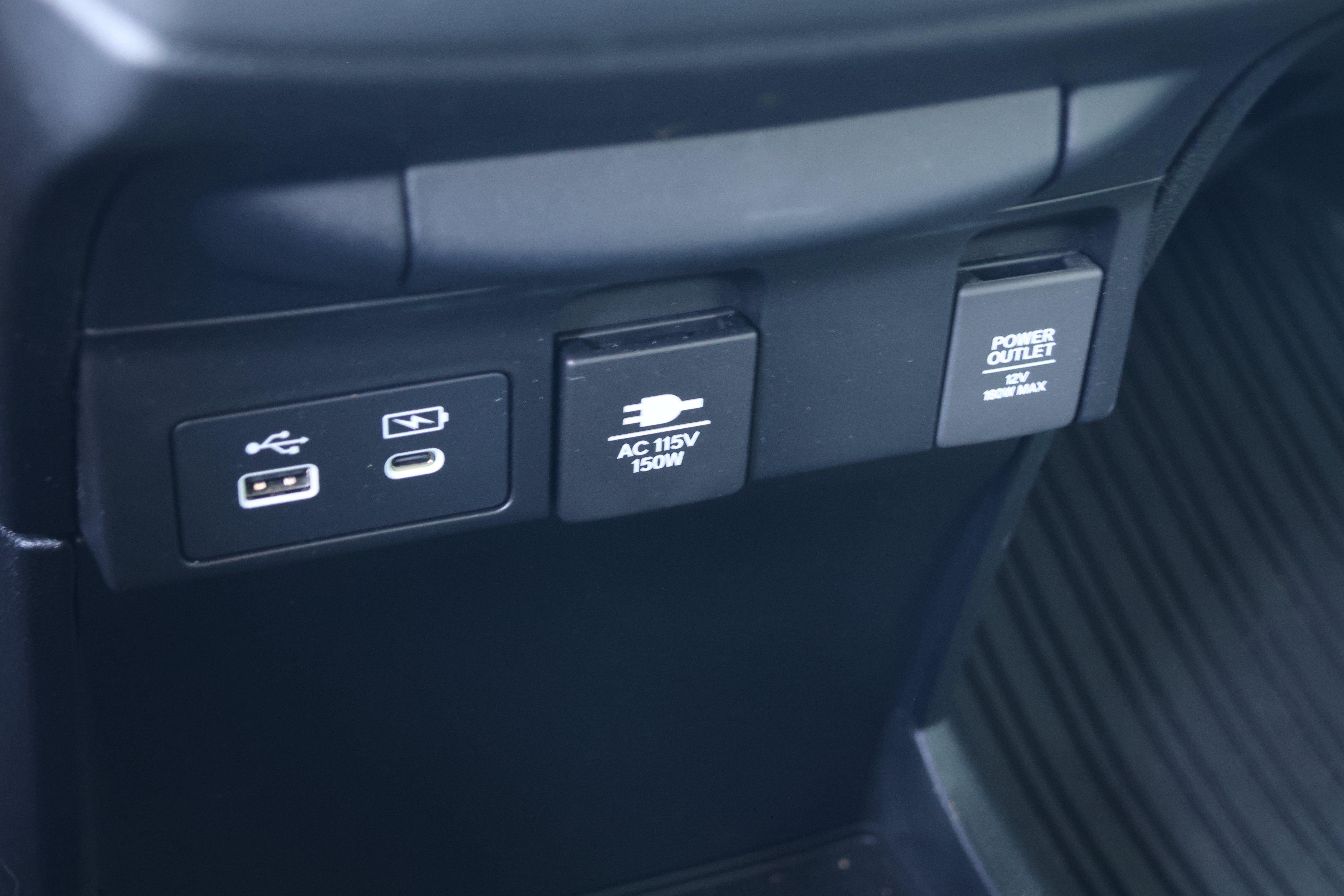 Used 2025 Honda Odyssey Elite image 29