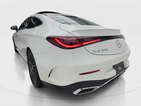 Used 2025 Mercedes-Benz CLE 300 4MATIC Coupe image 10