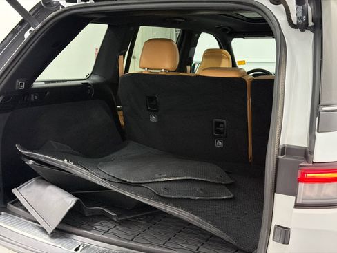 Used 2022 Jeep Grand Cherokee Summit AWD/4WD image 8