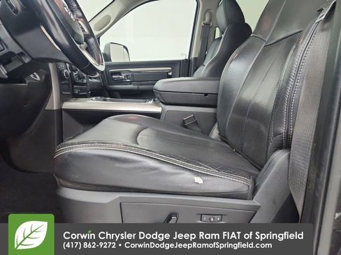 Used 2018 RAM 2500 Laramie w/ Sport Appearance Group image 20