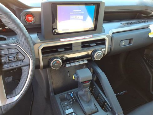 New 2026 Toyota Tacoma TRD Off-Road AWD/4WD image 18