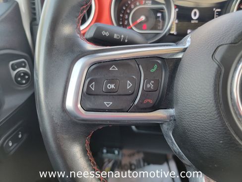 Used 2019 Jeep Wrangler Unlimited Rubicon image 17