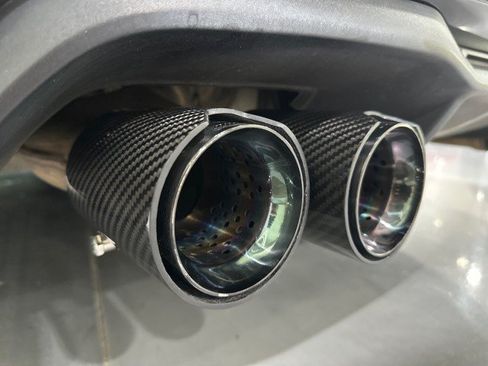 Used 2017 BMW M2 RWD image 33