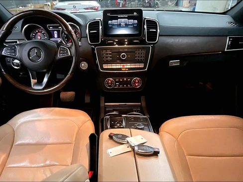 Used 2017 Mercedes-Benz GLS 550 4MATIC image 17