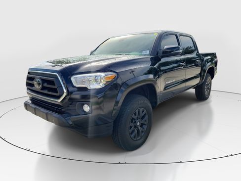 Certified 2023 Toyota Tacoma SR5 w/ Technology Package AWD/4WD image 3