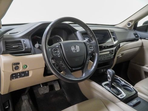 Used 2019 Honda Ridgeline RTL-E image 24