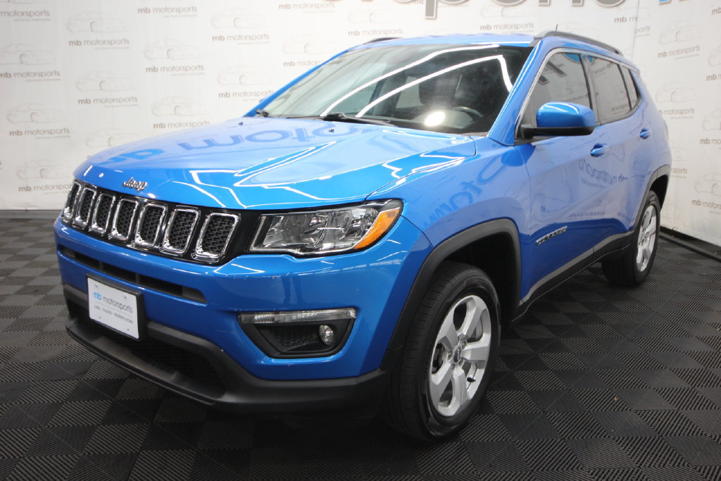 Used 2019 Jeep Compass Latitude w/ Cold Weather Group AWD/4WD image 1