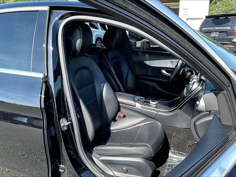 Used 2019 Mercedes-Benz C 300 Sedan w/ Premium Package image 31