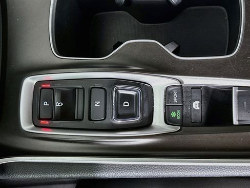 Used 2022 Honda Accord Sport image 19